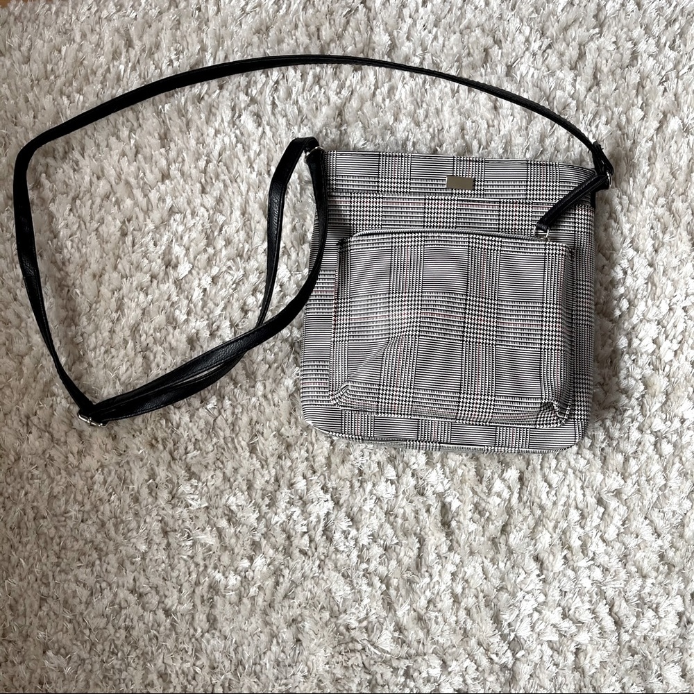Crossbody bag
